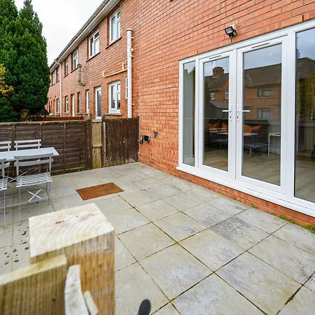 Dings House With Free Parking In Super South West Location By Stae-homes Semesterbostad Bristol