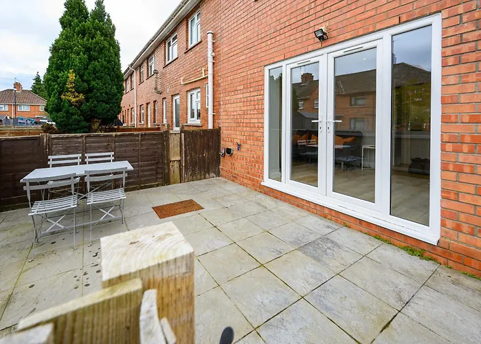 Dings House With Free Parking In Super South West Location By Stae-homes Semesterbostad Bristol